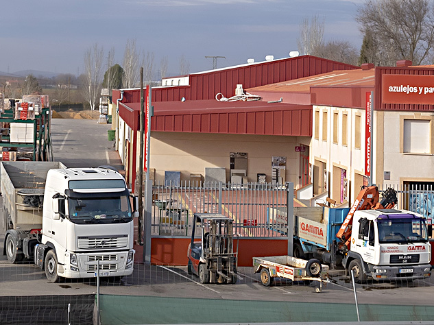 Camión pluma y grúa Ciudd Real.